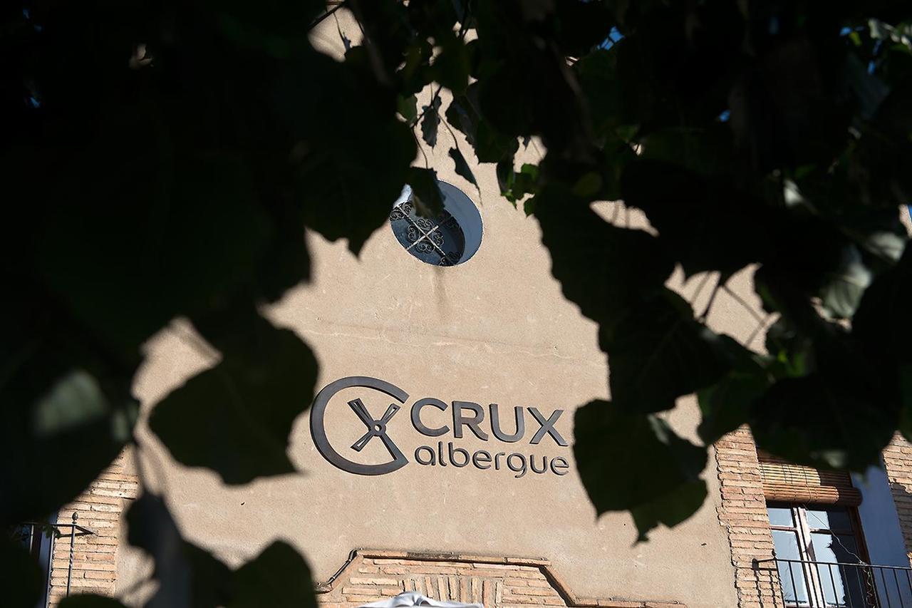 Crux Albergue Adahuesca Exterior foto