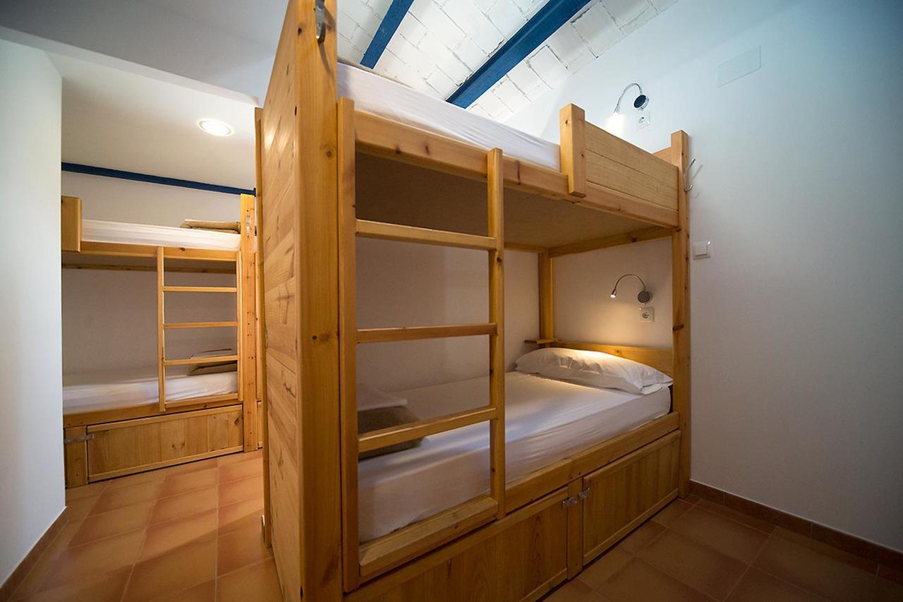 Crux Albergue Adahuesca Exterior foto